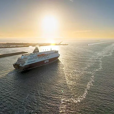 Dfds Ferry - Amsterdam To Newcastle * IJmuiden