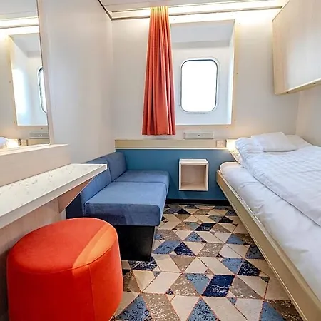  Dfds Ferry - Amsterdam To Newcastle IJmuiden