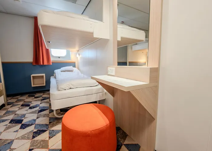 Dfds Ferry - Amsterdam To Newcastle * IJmuiden