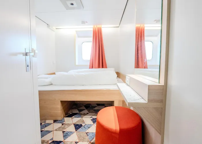 Dfds Ferry - Amsterdam To Newcastle  IJmuiden