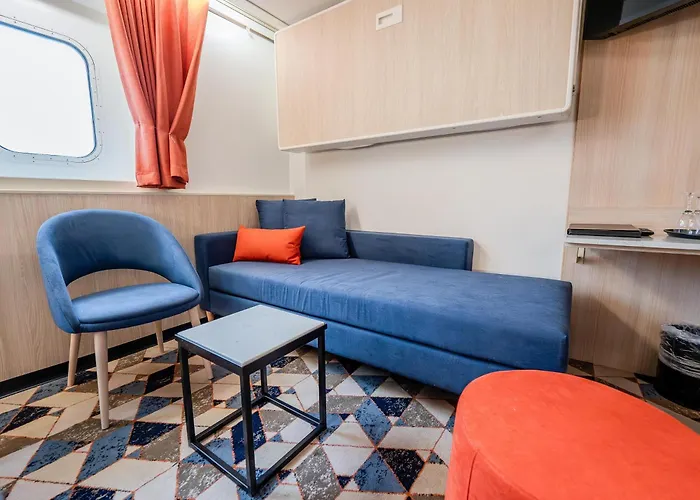 Dfds Ferry - Amsterdam To Newcastle * IJmuiden